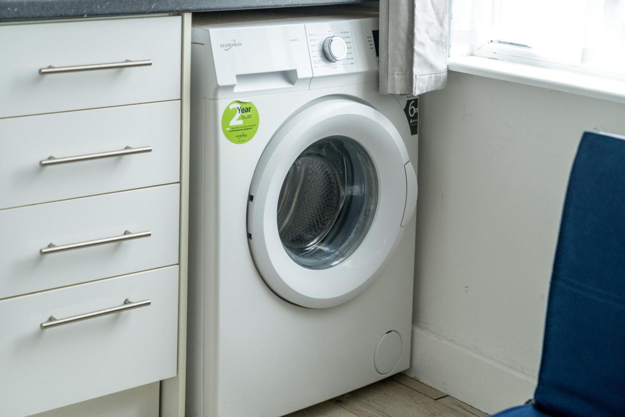 Modern 2 Bed East London Home By Rebby Properties Sleeps 5 Near Canning Town Station מראה חיצוני תמונה